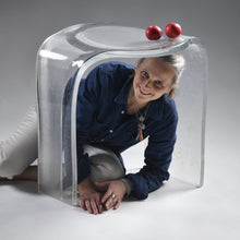 AIRY TABLE